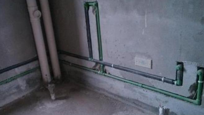 日豐水管為什么一長一短？購買冷熱水管的時候有哪些注意事項？